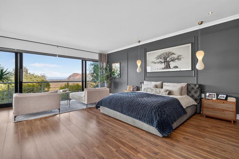 6 Bedroom Property for Sale in Constantia Upper Western Cape